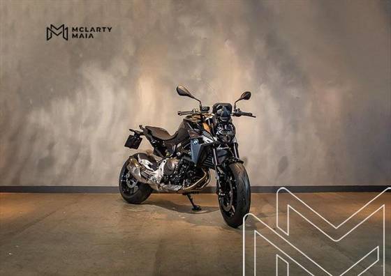 BMW F 900 R SPORT PLUS 